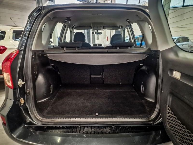 Toyota RAV4 III 2006 5 Porte 2.2 D-4D 136cv Sol DPF