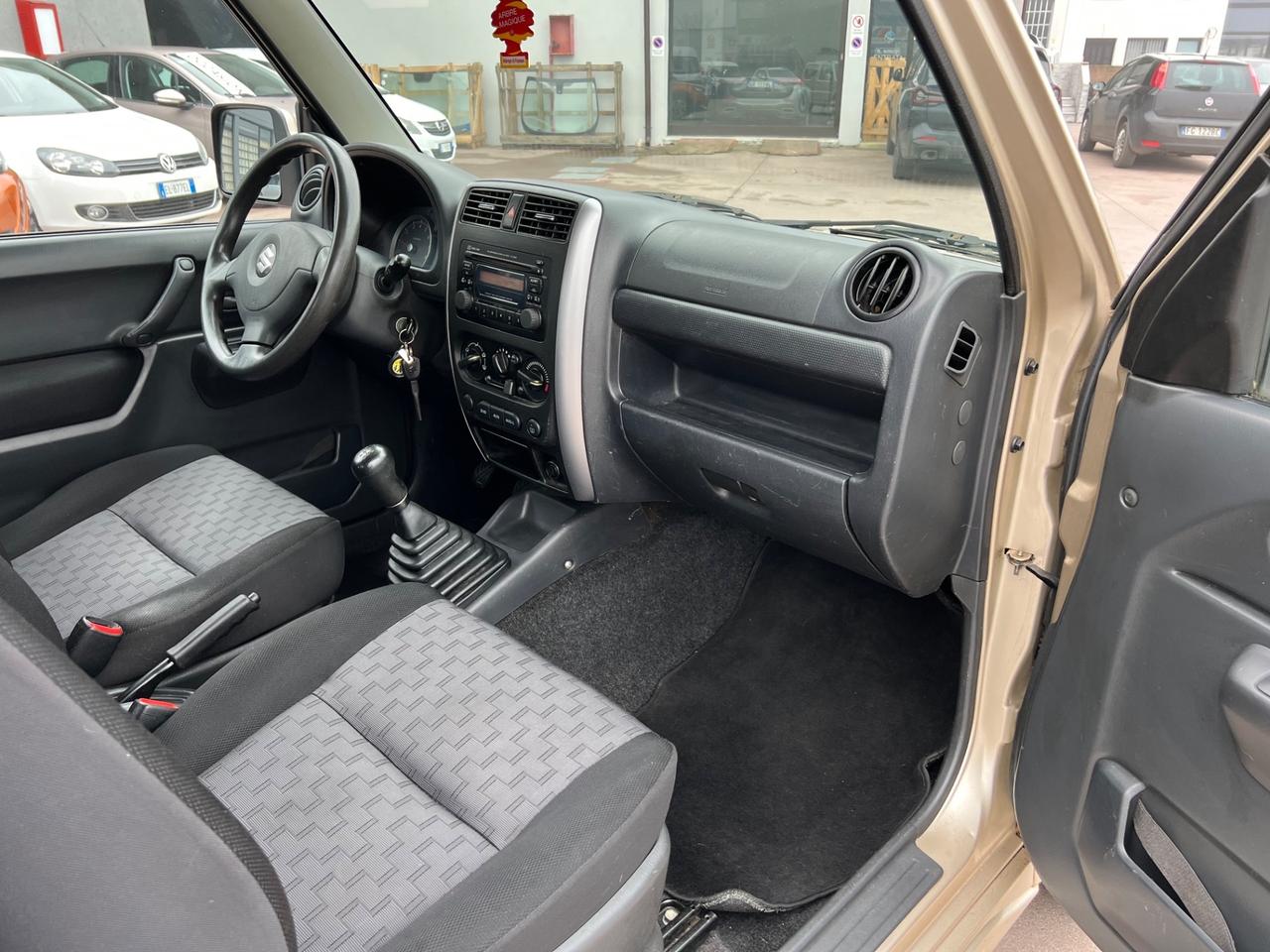 Suzuki Jimny 1.3i 16V cat 4WD JLX