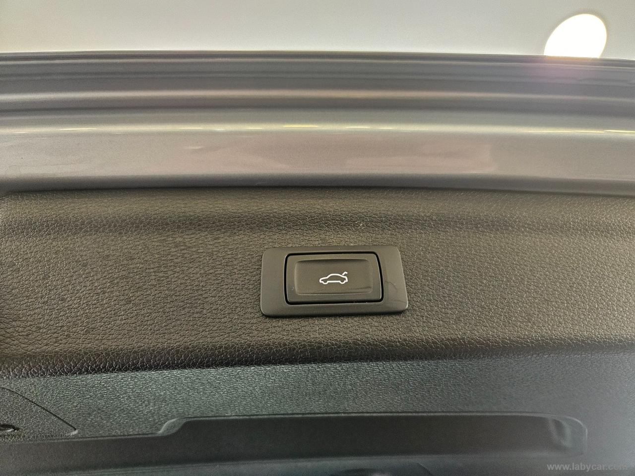 AUDI Q3 35 TDI S tronic Business Advanced