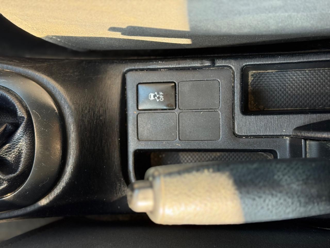 Toyota Yaris 1.0 benzina 69 cv 5 porte