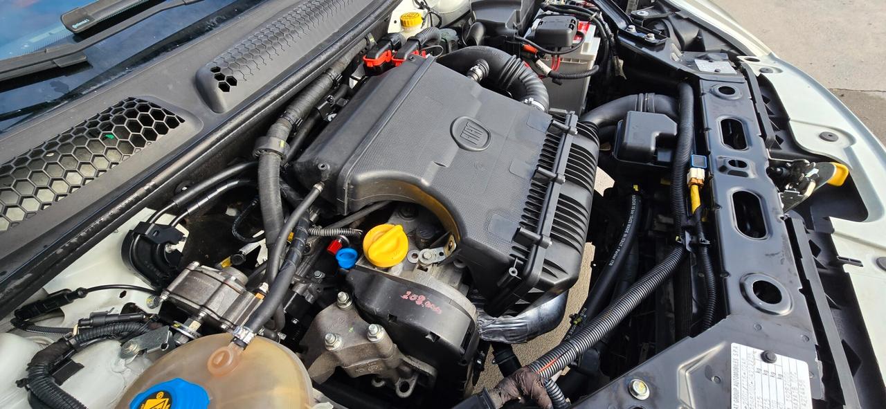 Fiat Bravo 1.4 Active GPL.tenuta bene