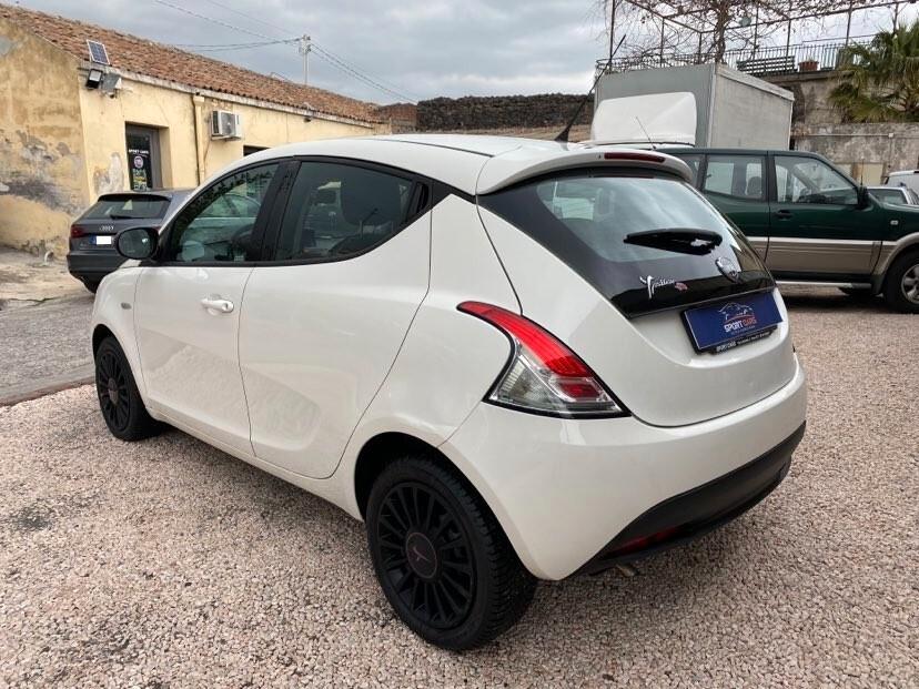 Lancia Ypsilon 1.2 69 CV 5 porte Elefantino