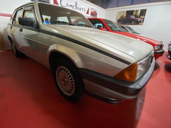 ALFA ROMEO 75 1.6