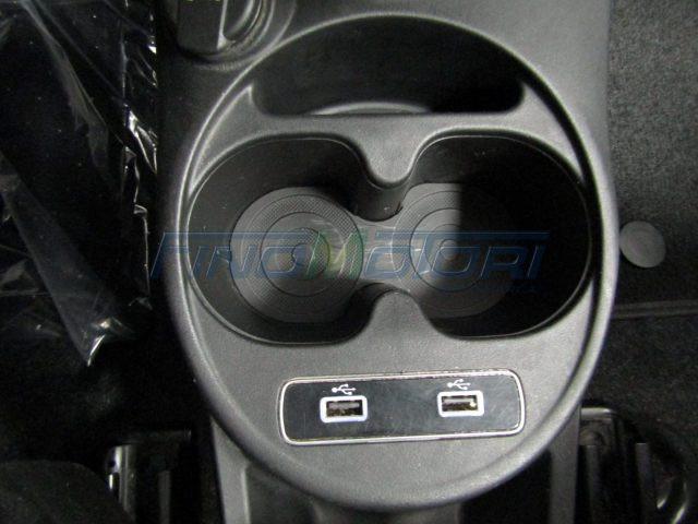 FIAT 500C 1.0 Hybrid 70 CV Dolcevita