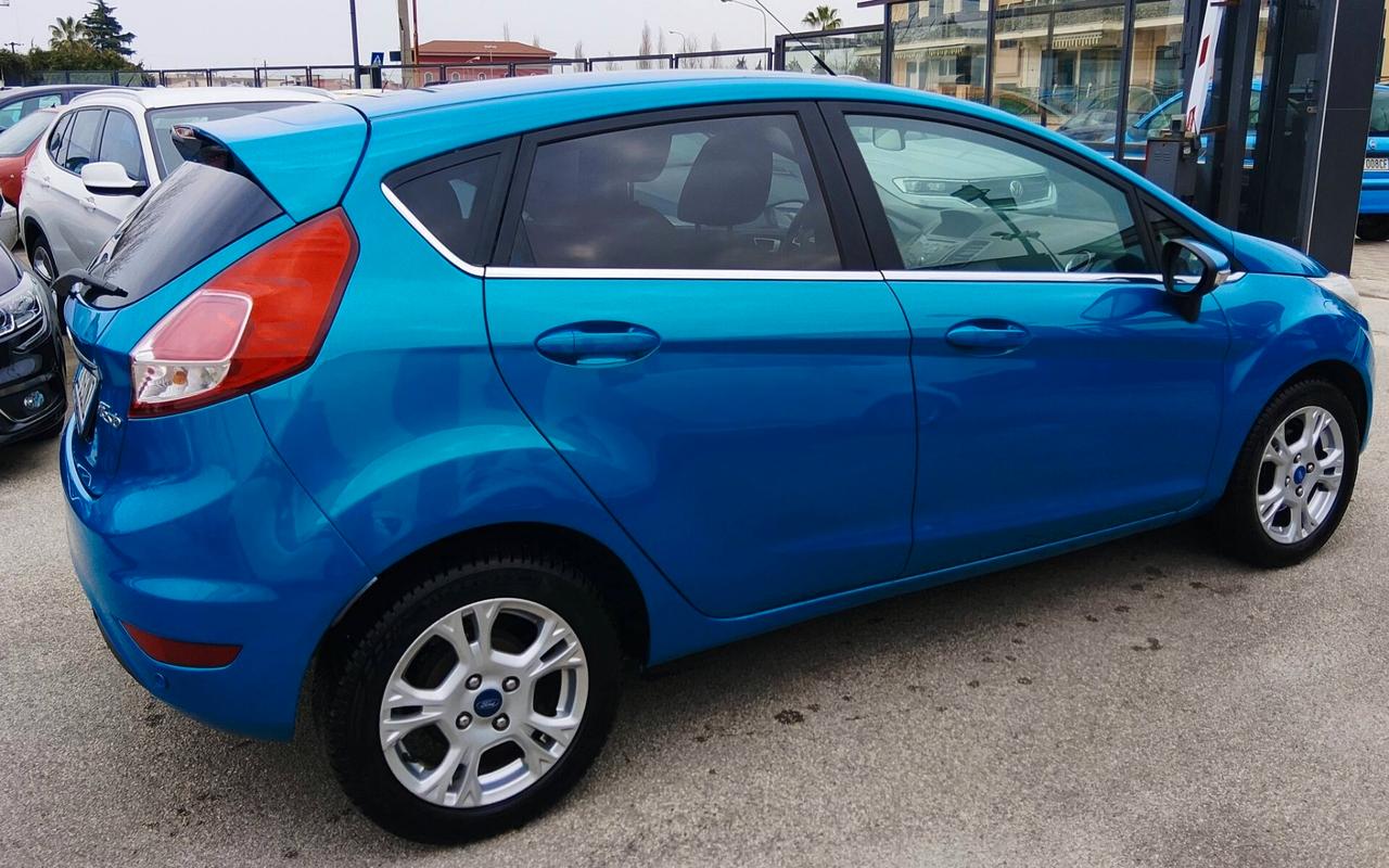 Ford Fiesta GPL Titanium EURO 6