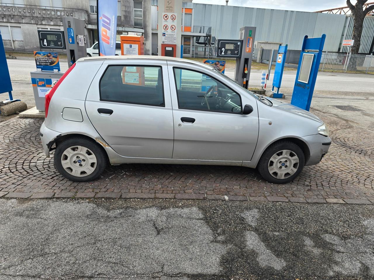 Fiat Punto 1.2i cat 5 porte ELX