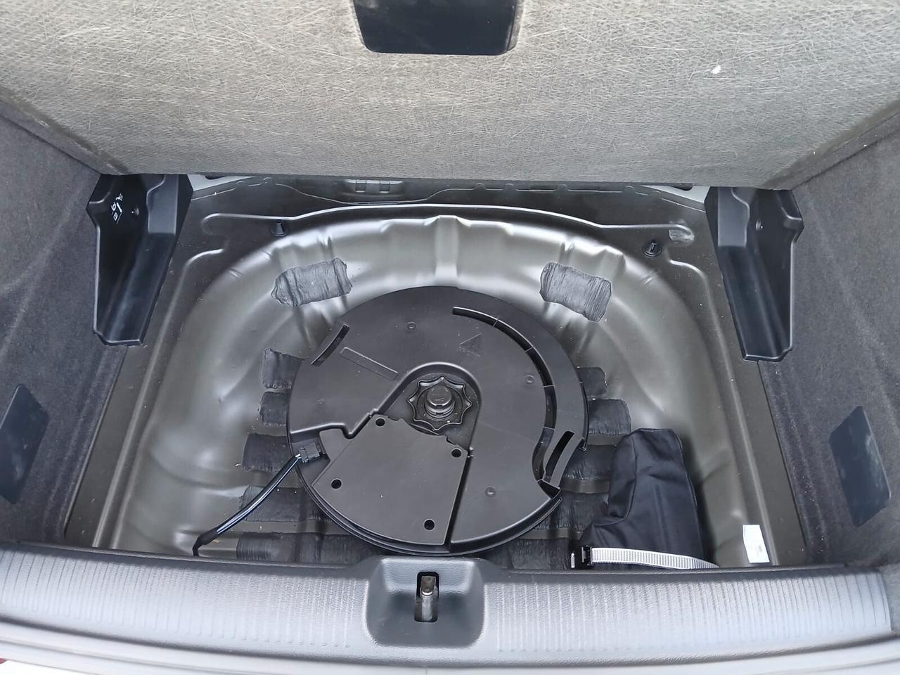 Audi Q2 30 TDI S line Edition