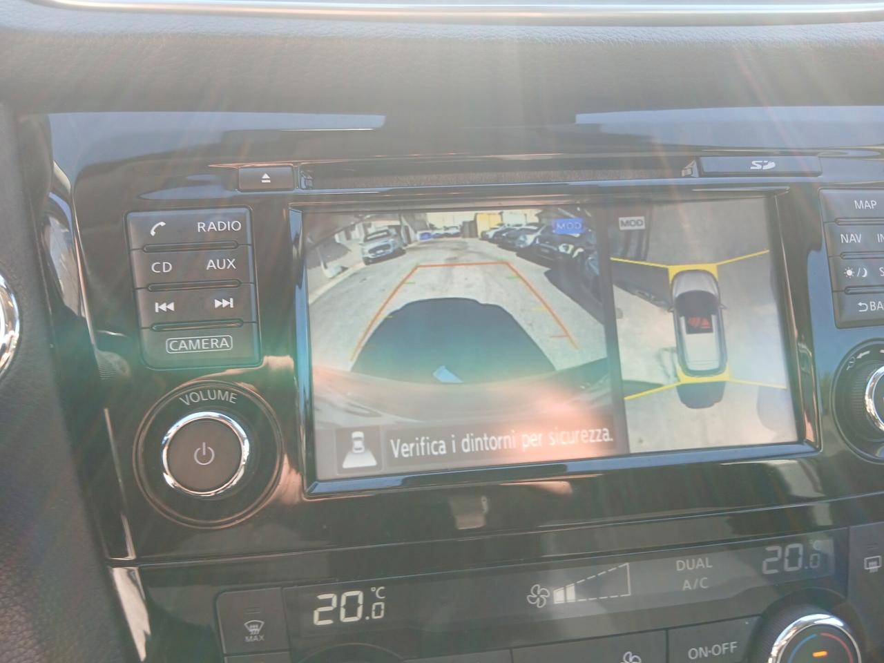 Nissan Qashqai 1.5 dCi N-Connecta