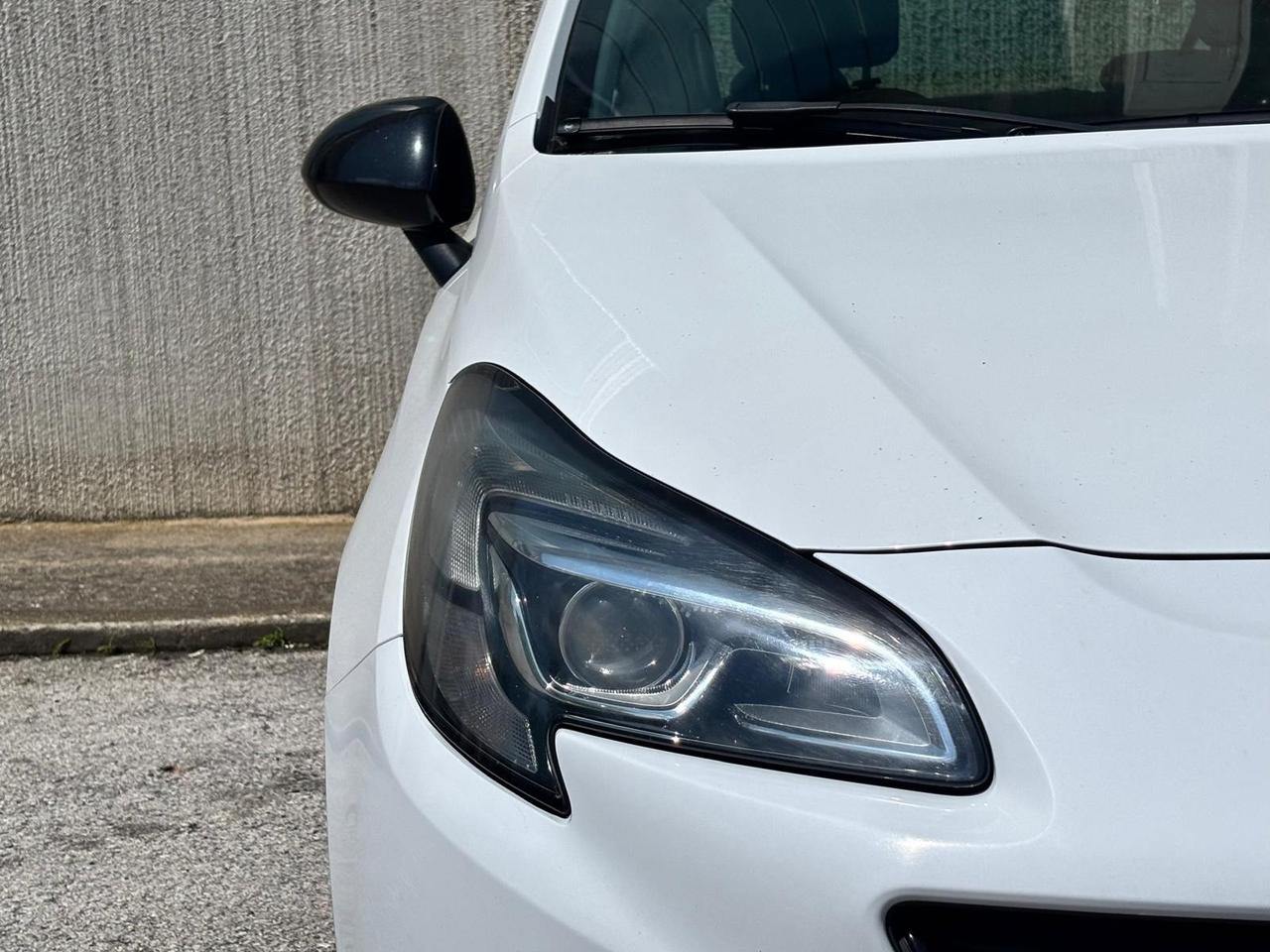 Opel Corsa 1.3 CDTI Coupé b-Color