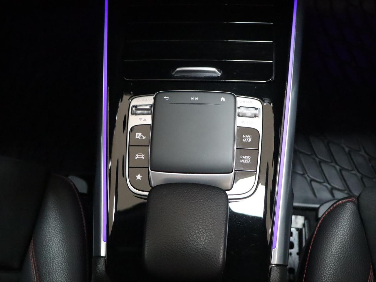 Mercedes-Benz GLB 180 Premium GLB 180 D #10389