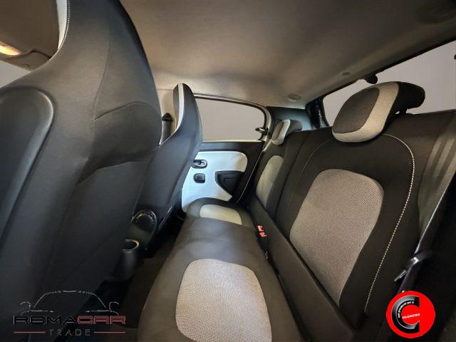 RENAULT Twingo SCe EDC INTENS