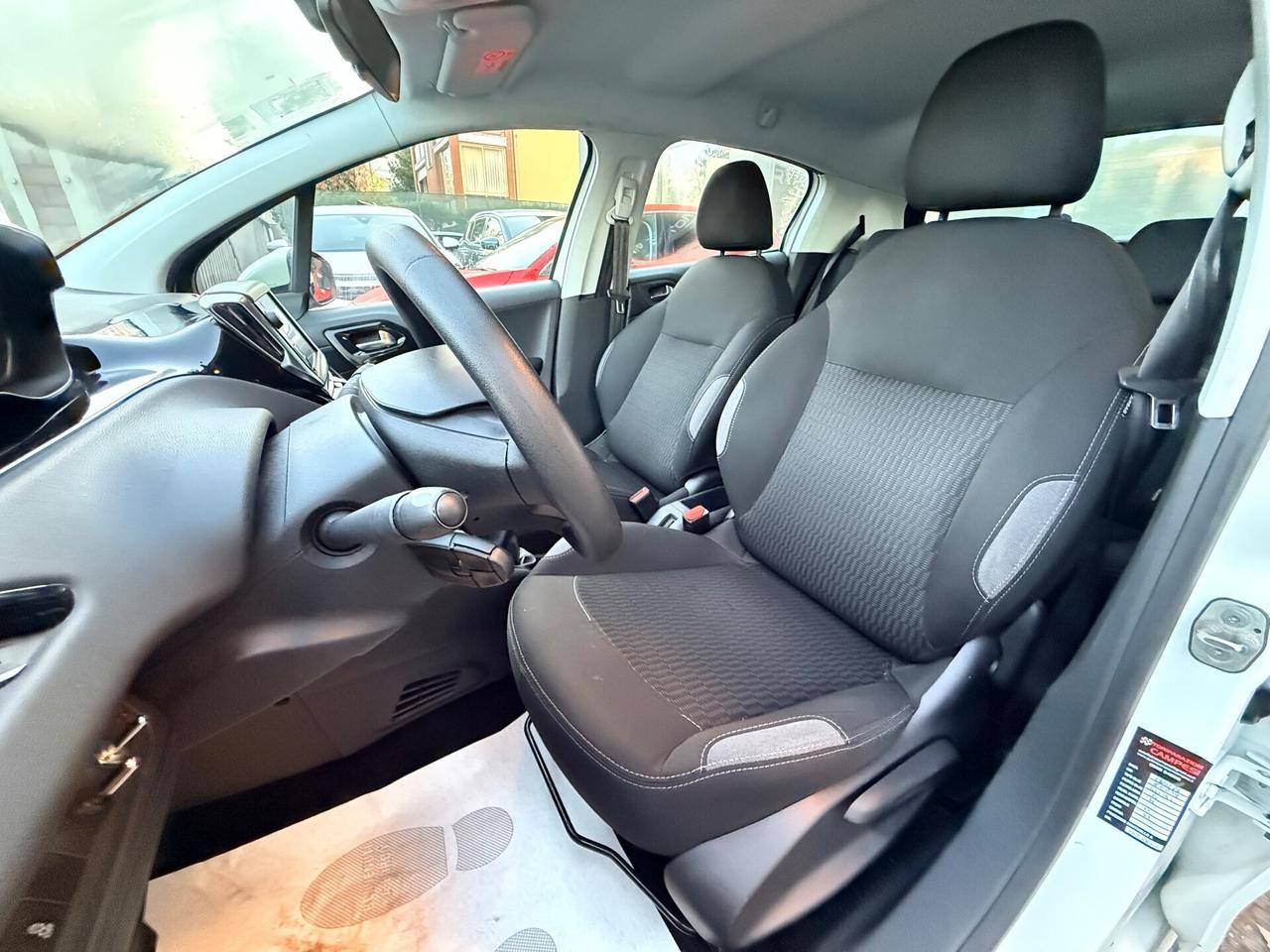 Peugeot 208 PureTech 82 5 porte Active