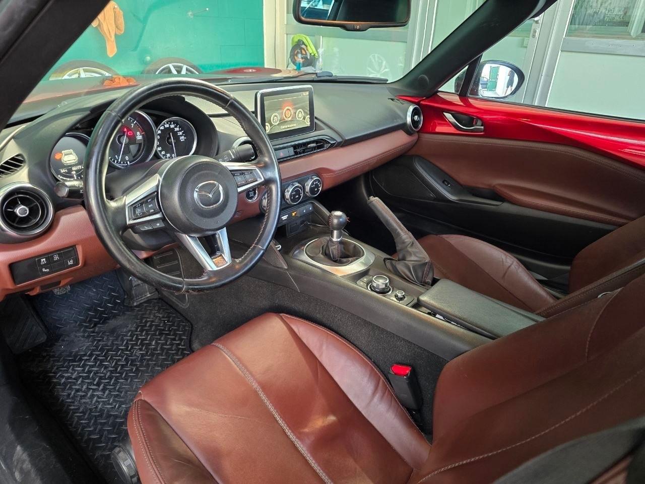 Mazda MX-5 1.5L Skyactiv-G RF Exceed