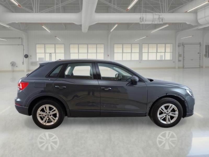 AUDI Q3 35 TDI S tronic Business