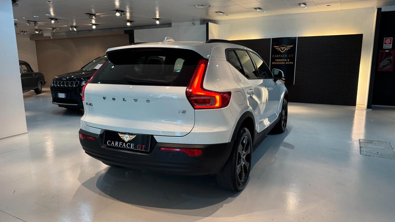 Volvo XC40 T2 1.5 140CV AUTOMATICO - 2021