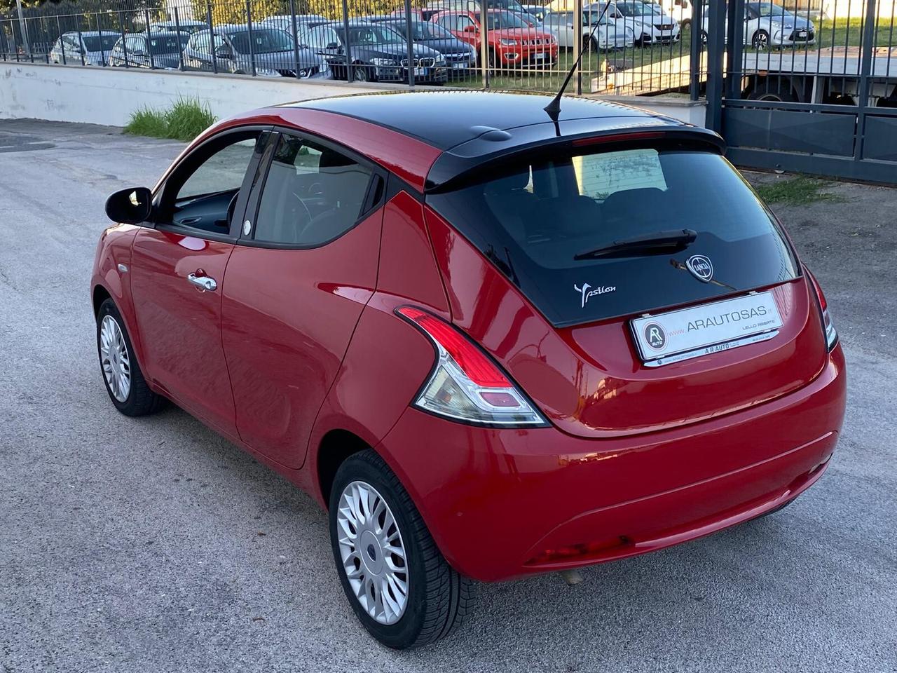 Lancia Ypsilon 1.2 69 CV GPL Ecochic Gold