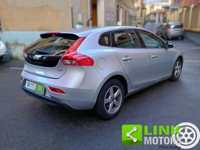 VOLVO V40 D2 1.6 Summum