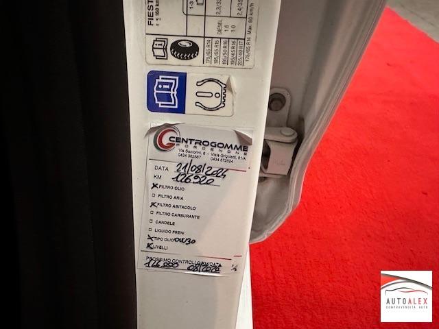 FORD - Fiesta 5p 1.5 tdci Black&White 75cv NEOPATENTATI