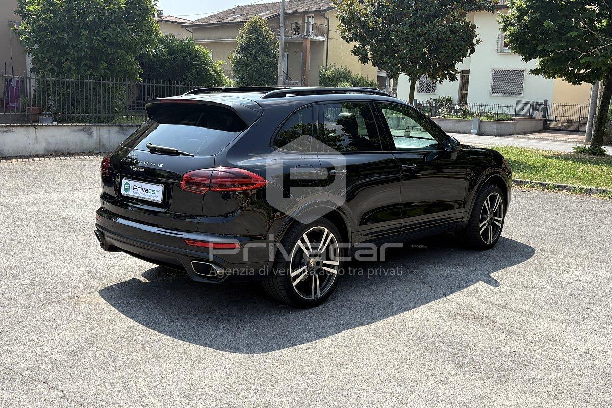 PORSCHE Cayenne 3.0 Diesel Platinum Edition