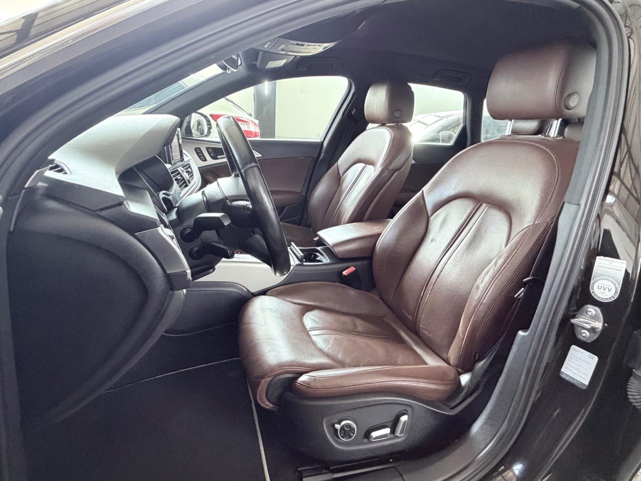 Audi A6 Avant 3.0TDI 218CV quattro S tronic Business Plus