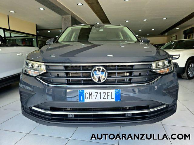 VOLKSWAGEN Tiguan 2.0 Life TDI 150CV SCR DSG - Fari a Led