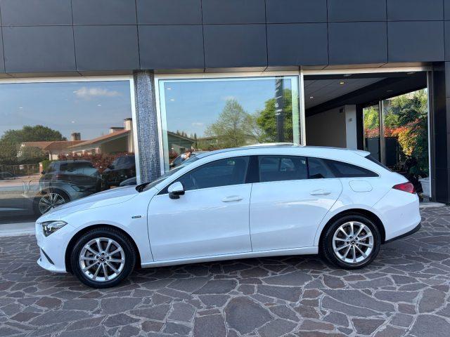 MERCEDES-BENZ CLA 250 e Shooting Brake Automatic EQ Power 218cv