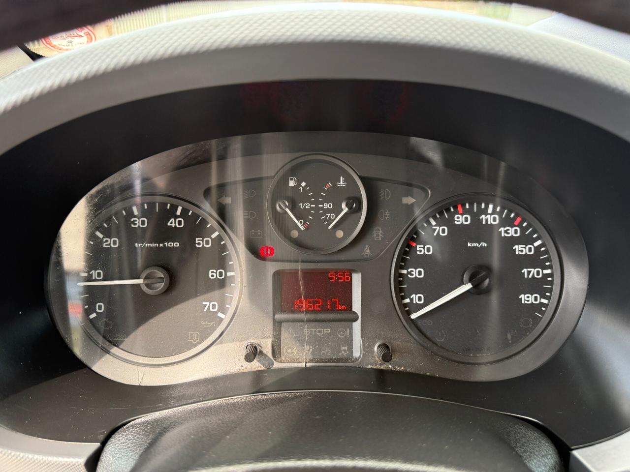 PEUGEOT PARTNER ANNO 2015 1.6 DIESEL 75 CV