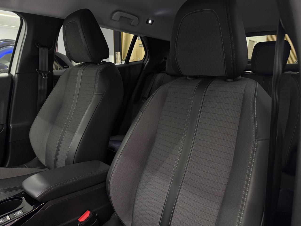 Peugeot 2008 BlueHDi 130CvEAT8 Allure Pack