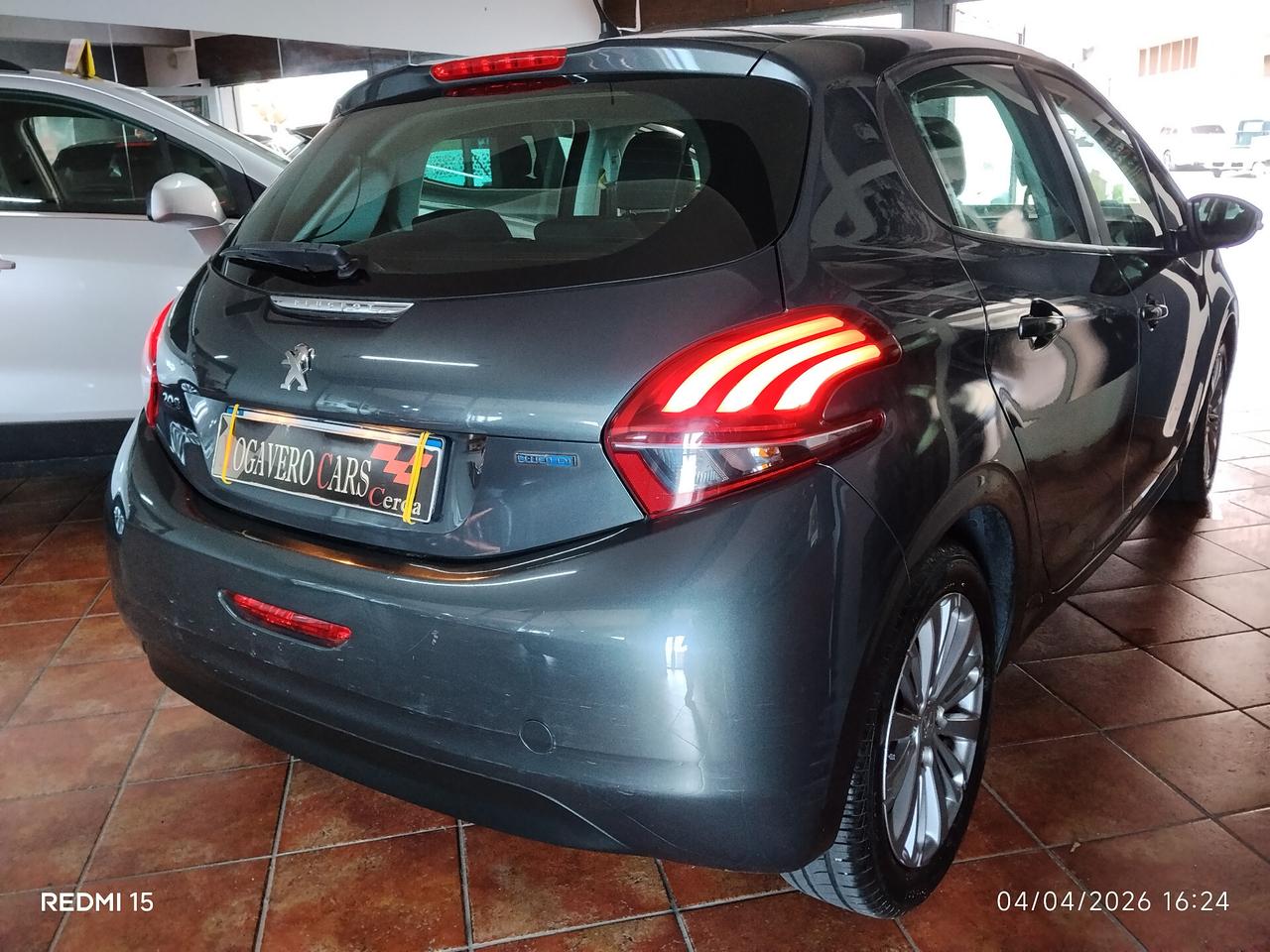 Peugeot 208 BlueHD 1.5 75CV DIESEL 5porte