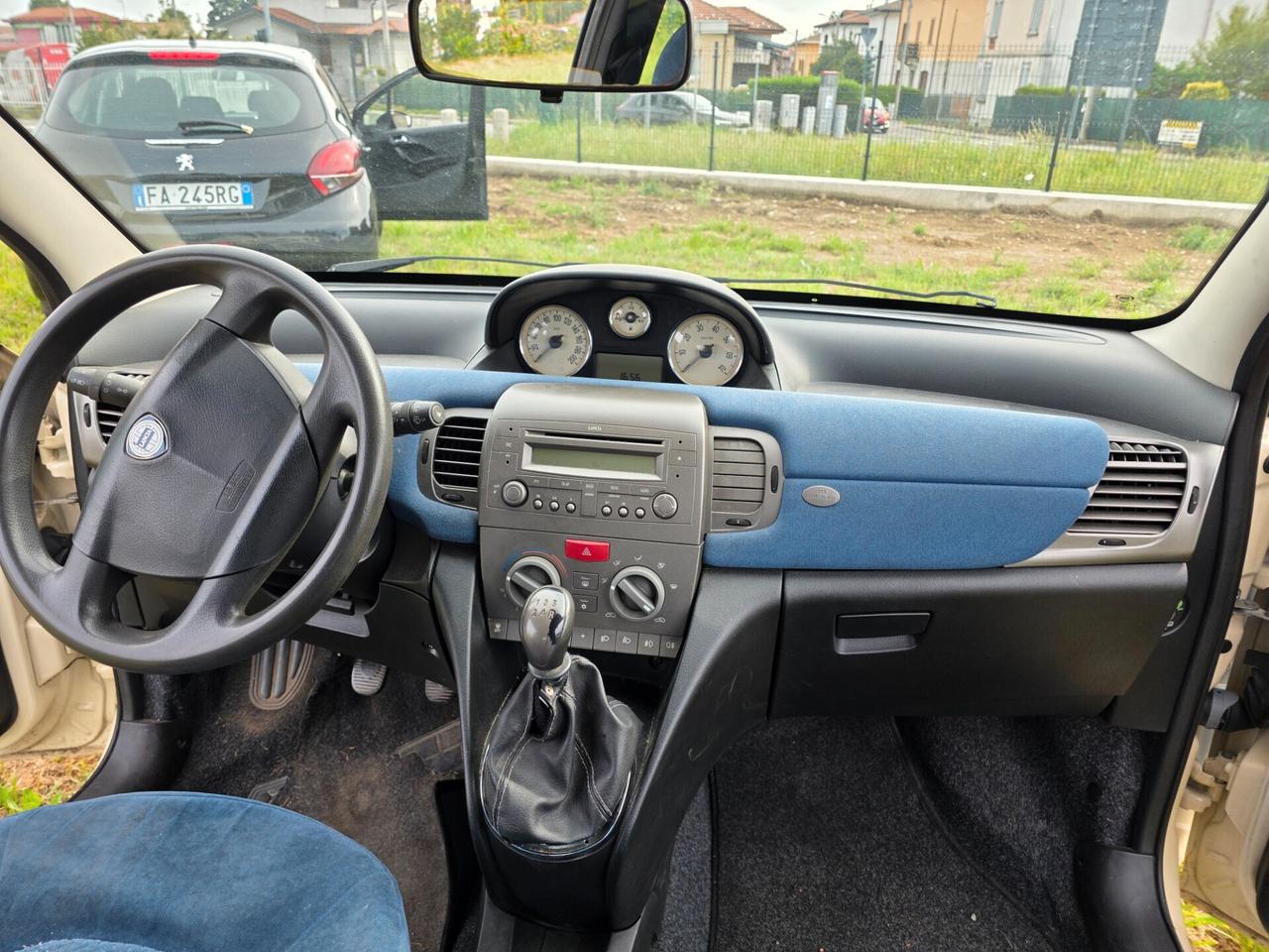 Lancia Ypsilon 1.2 Argento