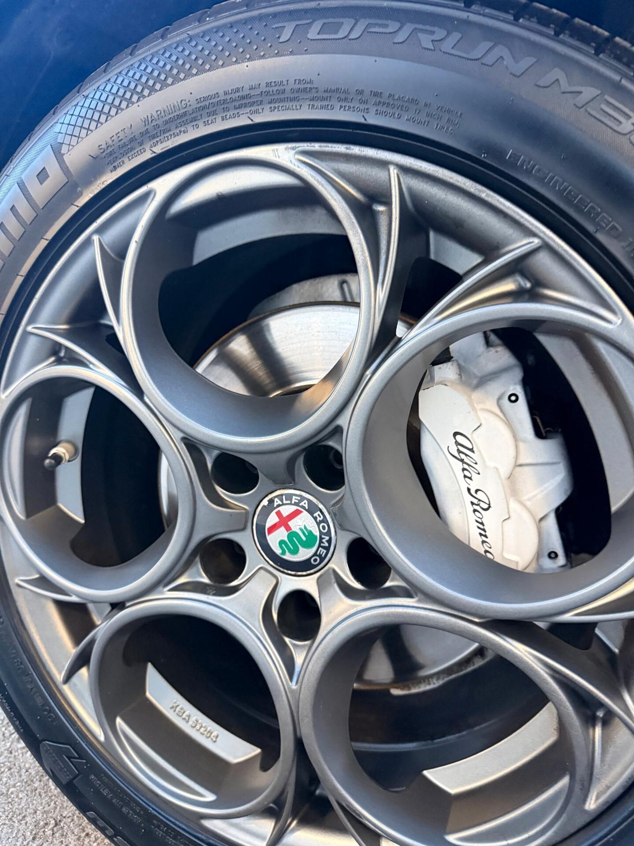 Alfa Romeo Giulia 2.2 Turbodiesel 136 CV AT8 Business NAVI,TELECAMERA,FARI FULL LED,BLUETOOTH,ANDROID AUTO