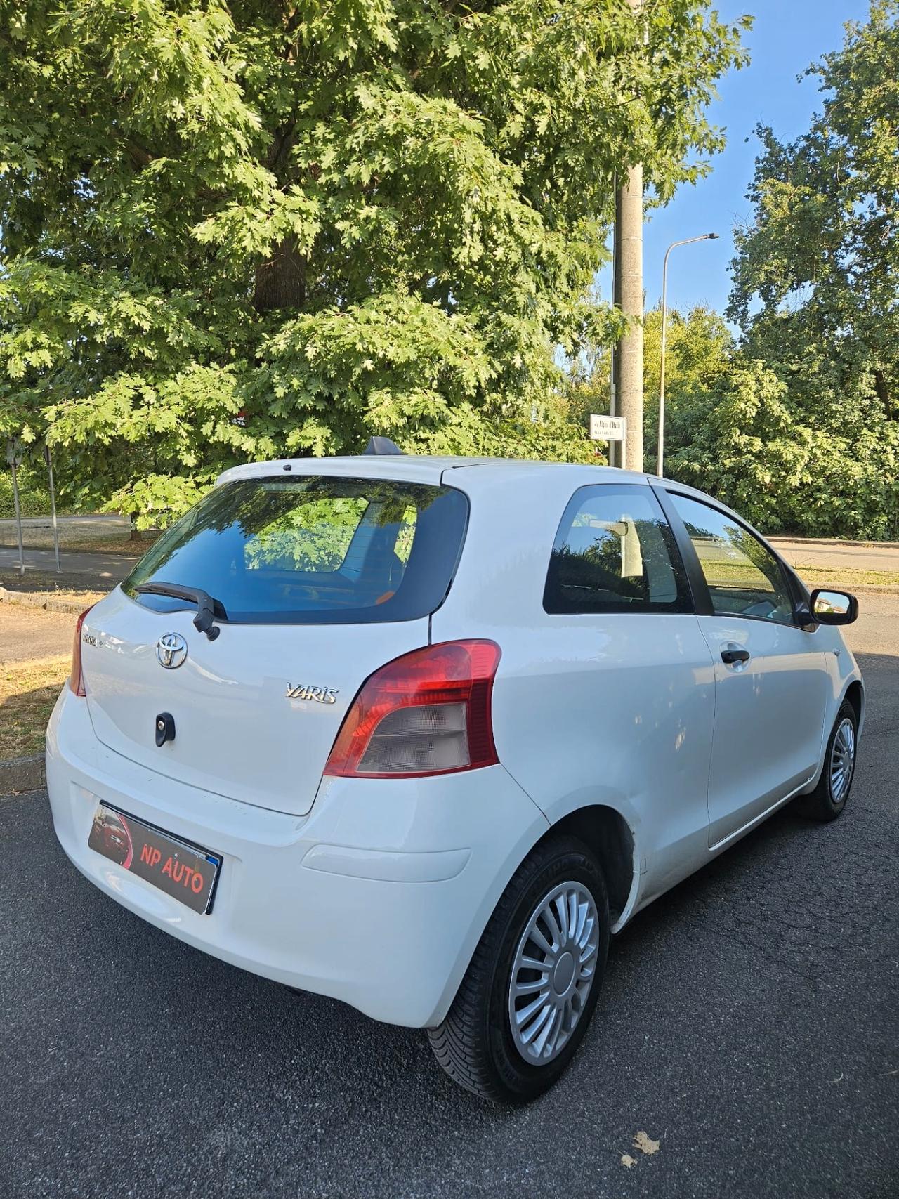 Toyota Yaris 1.0 neopatentati