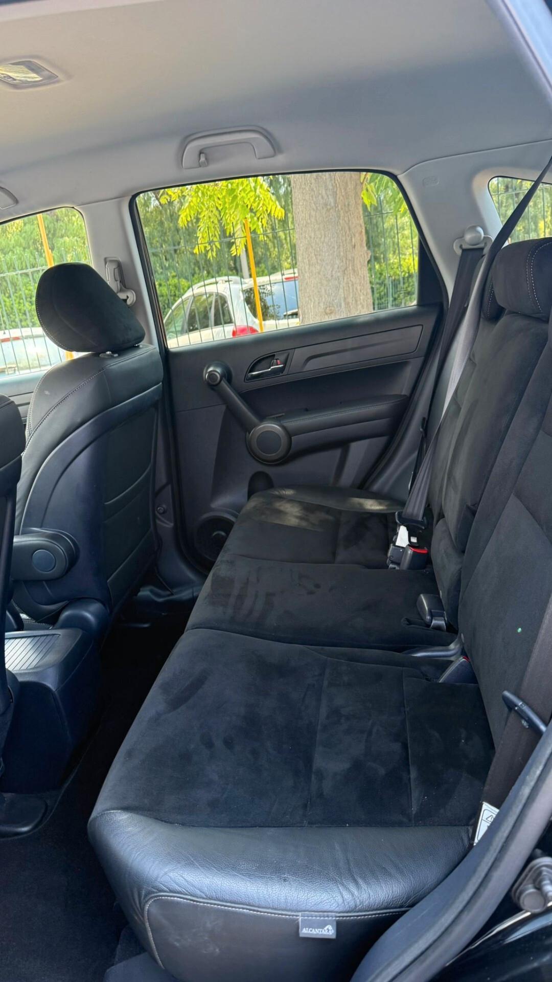 Honda CR-V 2.2 i-DTEC Elegance