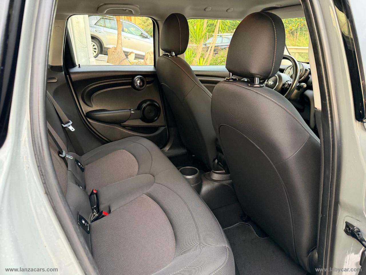 MINI Mini One D 5 porte