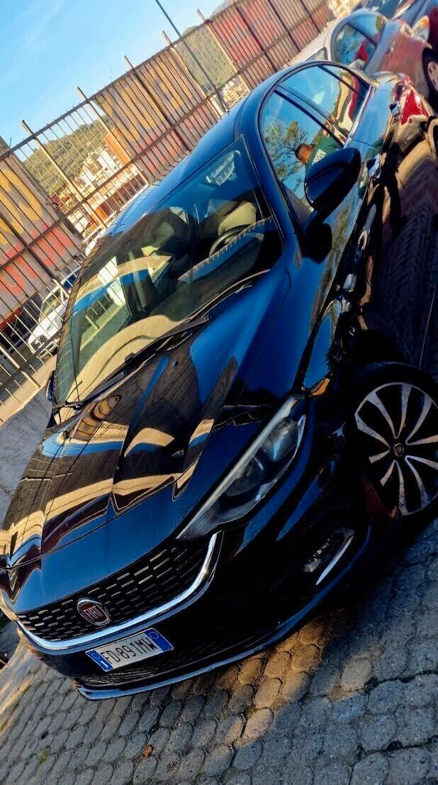 Fiat Tipo 1.6 Mjt 4 porte Lounge NEOPATENTATI