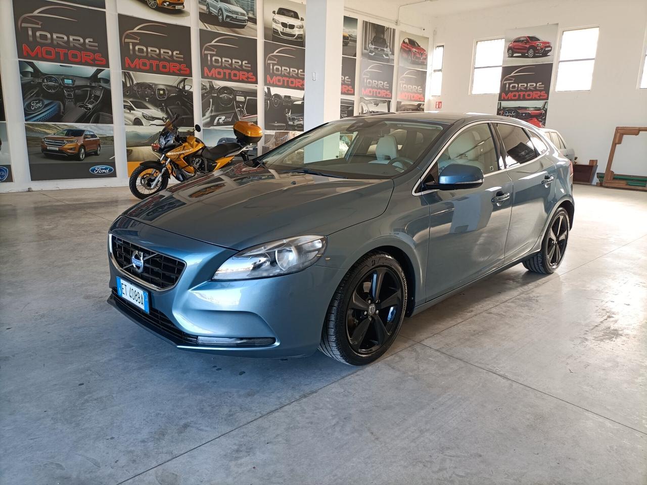 Volvo V40 D2 1.6 Momentum 09/2013