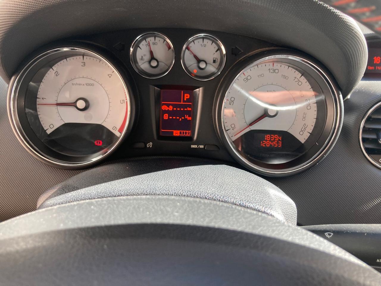 Peugeot 308 1.6 HDI - PERFETTA - 2018