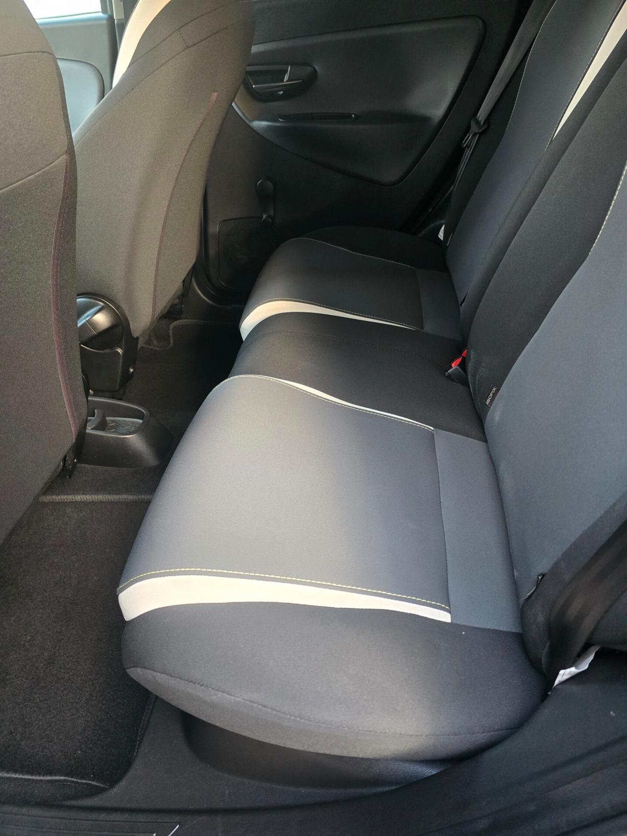 Lancia Ypsilon 0.9 TwinAir 85 CV 5 porte Metano Ecochic Elefantino