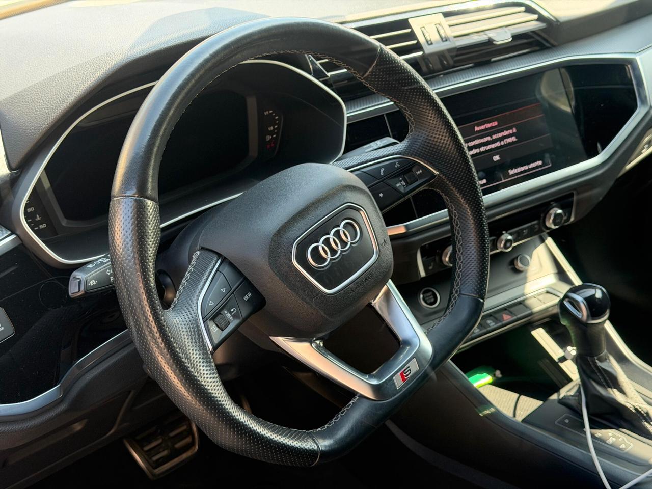 Audi Q3 35 TDI S tronic line edition