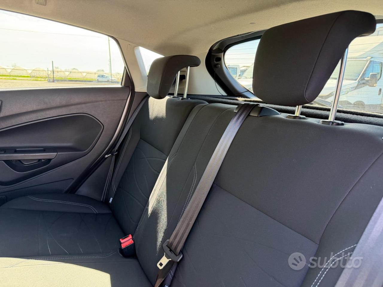 Fiesta 5p 1.0 Trend , neopatentati