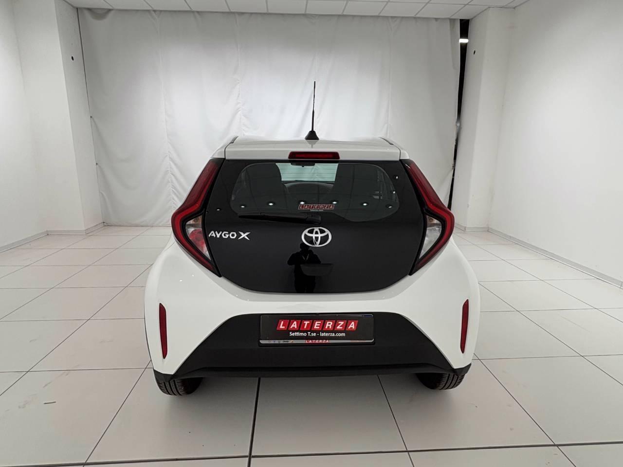 TOYOTA Aygo X 1.0 Active 72cv s-cvt