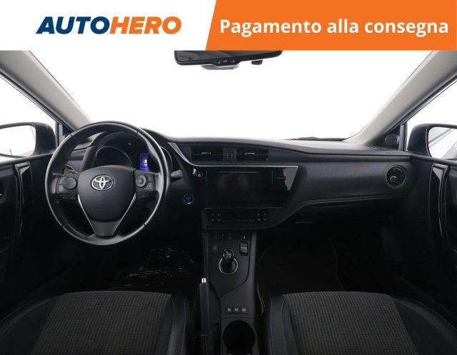 TOYOTA Auris Touring Sports 1.8 Hybrid Lounge