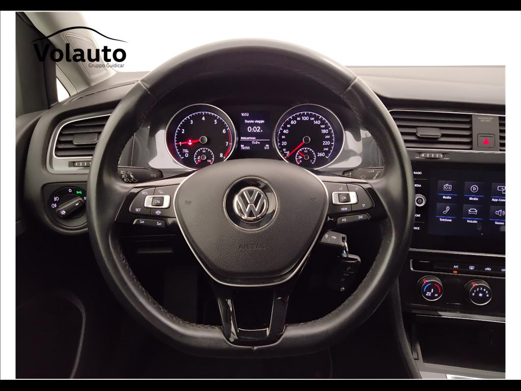 VOLKSWAGEN Golf VII 2017 5p - Golf 5p 1.0 tsi Trendline 85cv