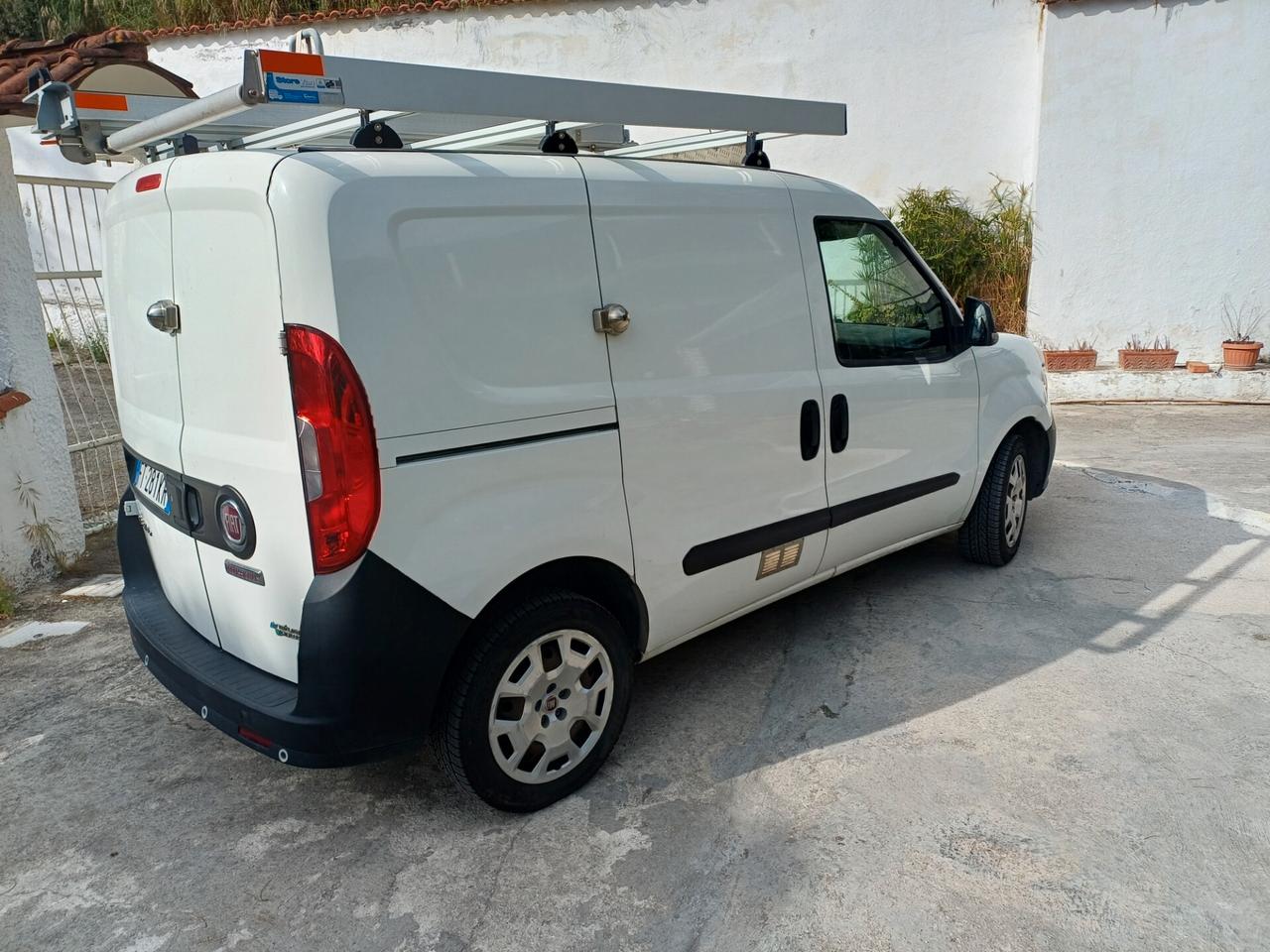 Fiat Doblo attrezzato officina mobile