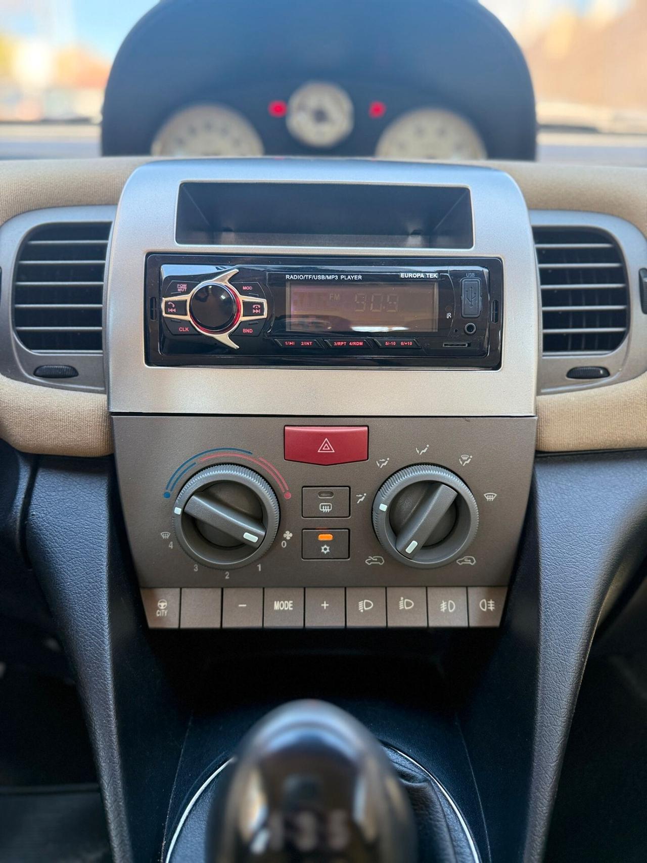 Lancia Ypsilon 1.3 Multijet 16V 69cv