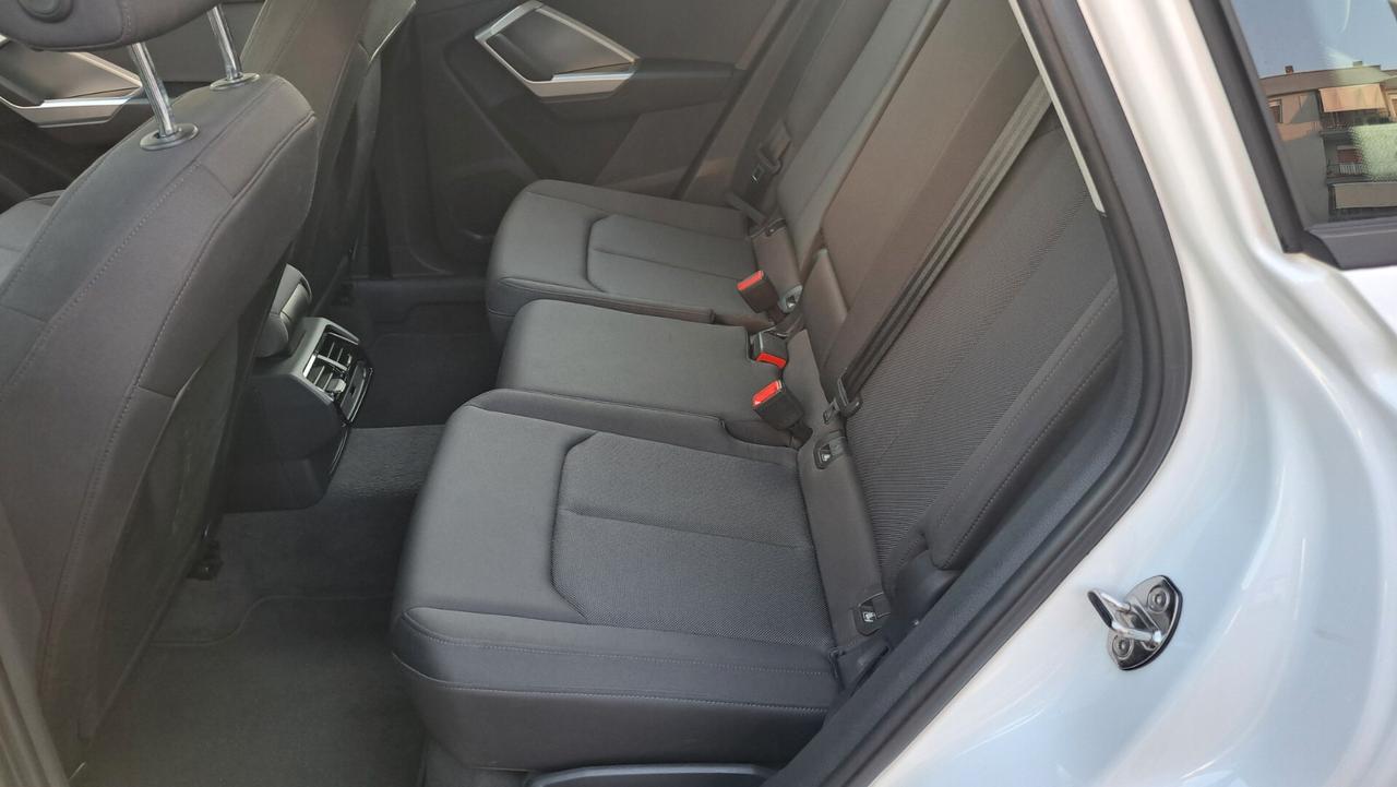 Audi Q3 2.0 Sport S line edition * Full * Garantita 12 Mesi