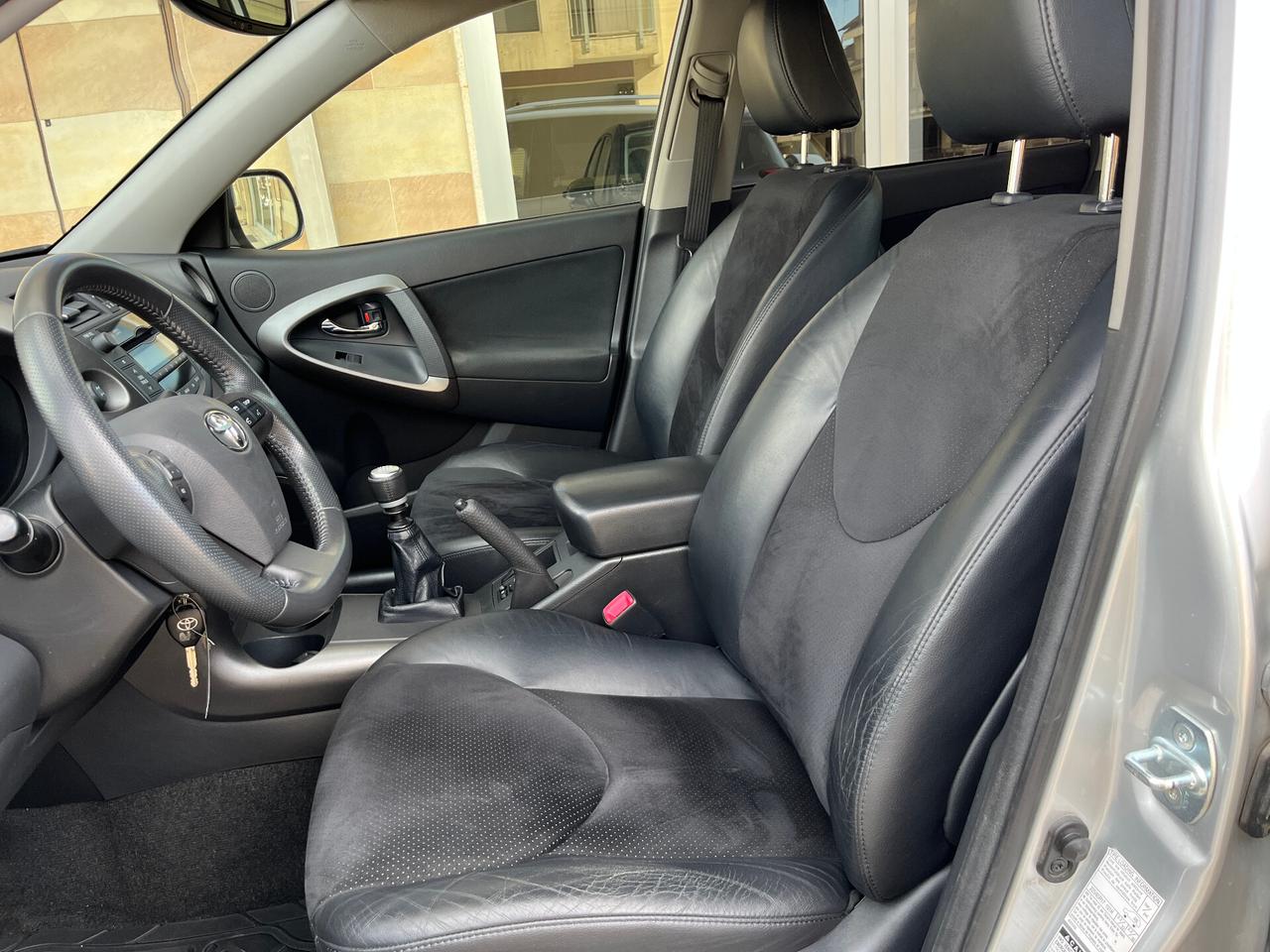 Toyota RAV 4 2.2 D-4D 150 CV Exclusive 4x4