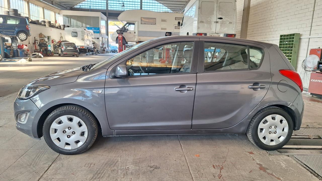 Hyundai i20 1.2 MPI GPL Connectline