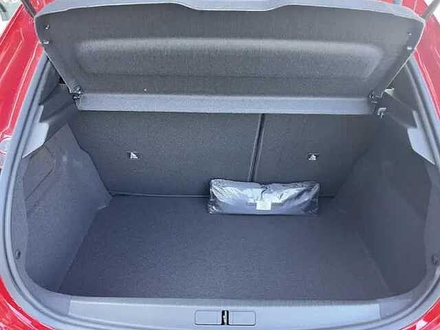 Peugeot 208 1.2 Hybrid 110cv ALLURE + ACCESS PACK KM ZERO