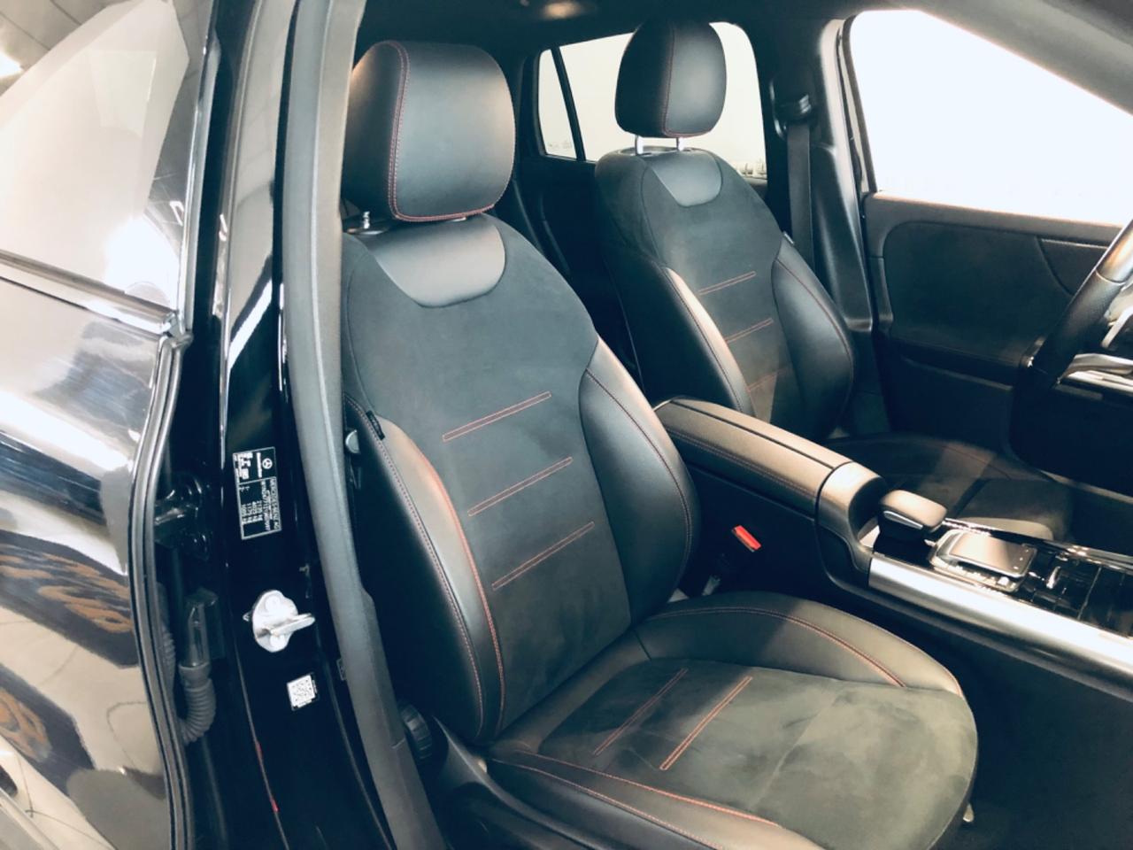 Mercedes-benz GLA 200 d amg Premium nero